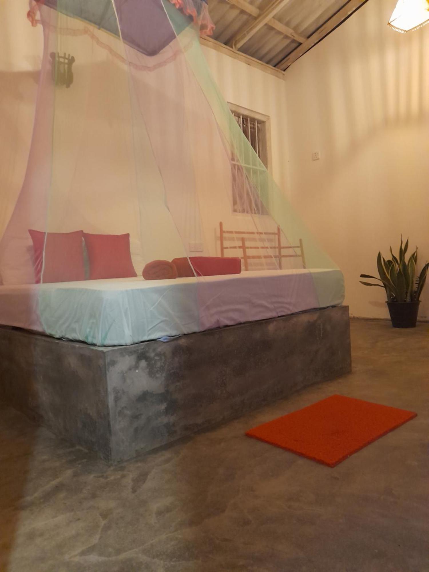 Linu Homestay Dikwella Extérieur photo