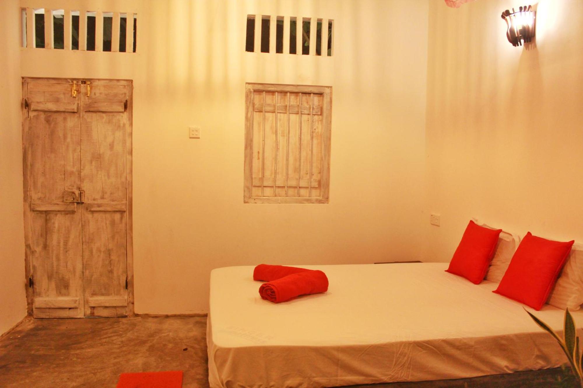 Linu Homestay Dikwella Extérieur photo