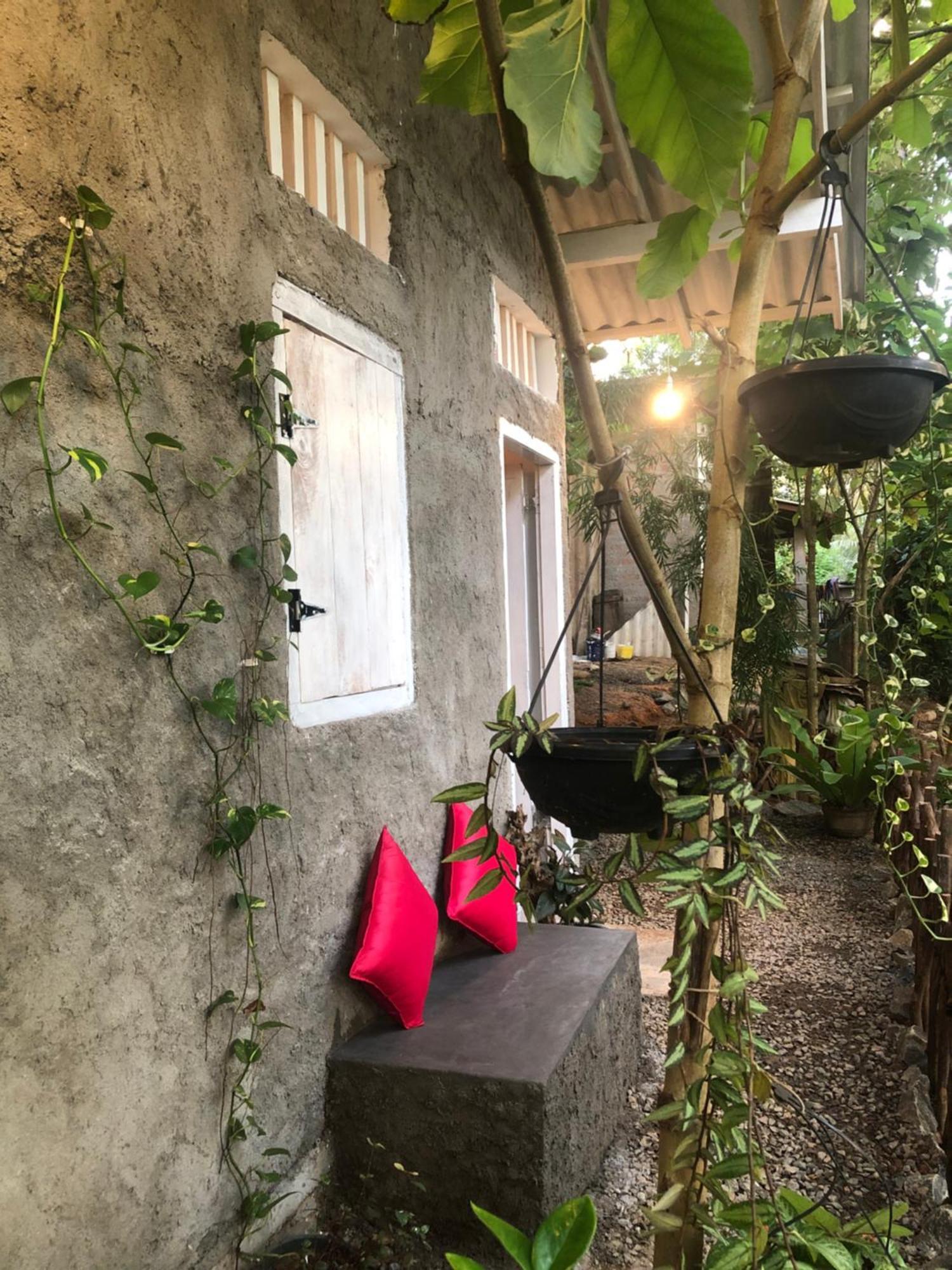 Linu Homestay Dikwella Extérieur photo